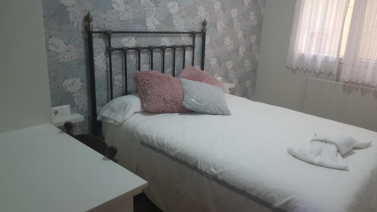 Apartamentos Paz リバデオ エクステリア 写真